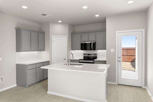 8224 Kingfisher Road, Aubrey, TX 76227