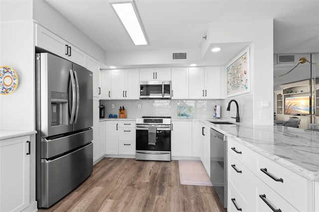 6322 PALMA DEL MAR BOULEVARD S 808, St Petersburg, FL 33715