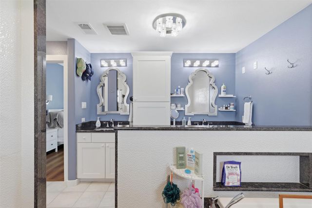 207 Cardinal LN, Cedar Park, TX 78613