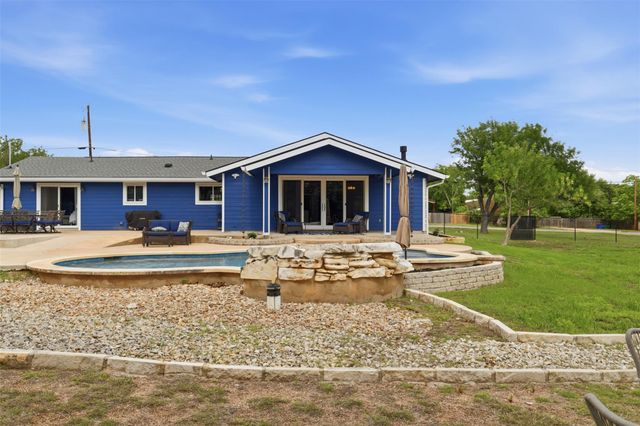 207 Cardinal LN, Cedar Park, TX 78613