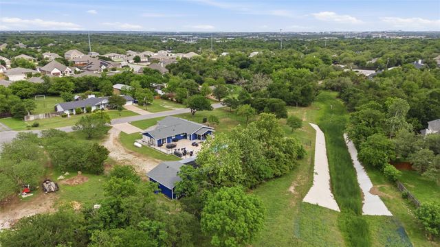 207 Cardinal LN, Cedar Park, TX 78613