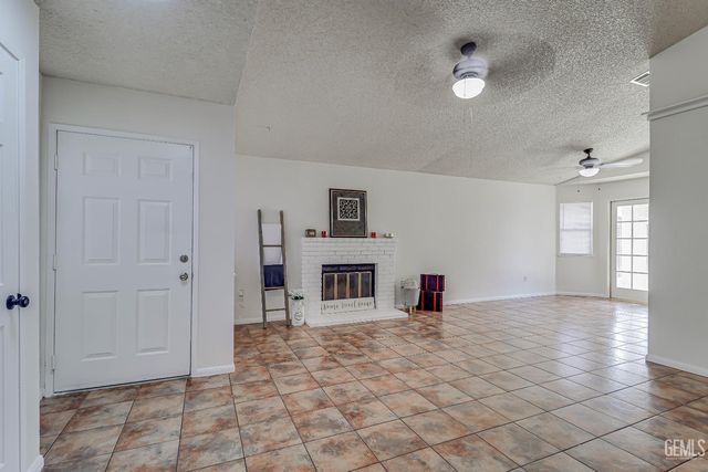 6409 Monitor Street, Bakersfield, CA 93307