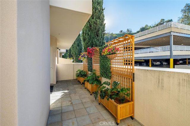 901 Deep Valley 104, Rolling Hills Estates, CA 90274