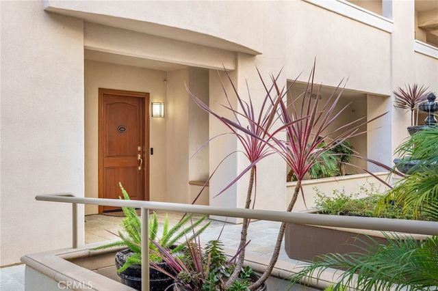 901 Deep Valley 104, Rolling Hills Estates, CA 90274