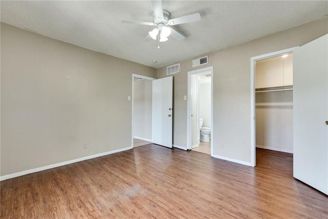 311 E 31st ST 305, Austin, TX 78705