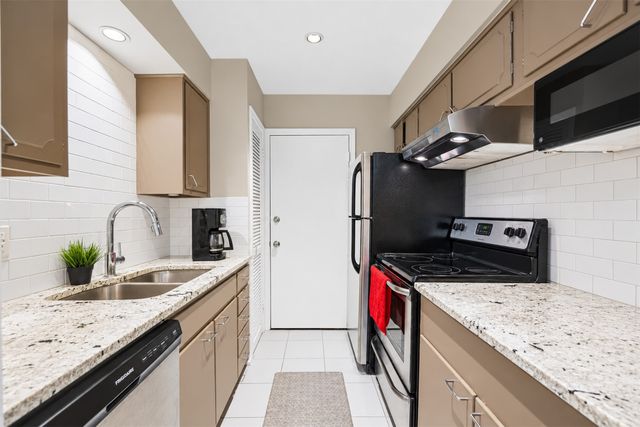 5005 Cedar Springs Road A, Dallas, TX 75235