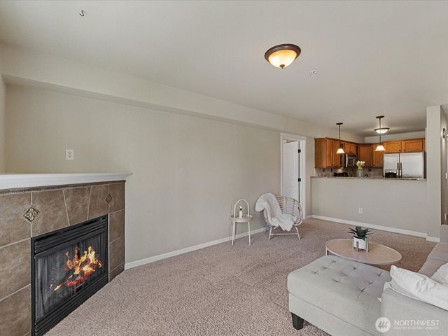 690 32nd Street #B205, Bellingham, WA 98225