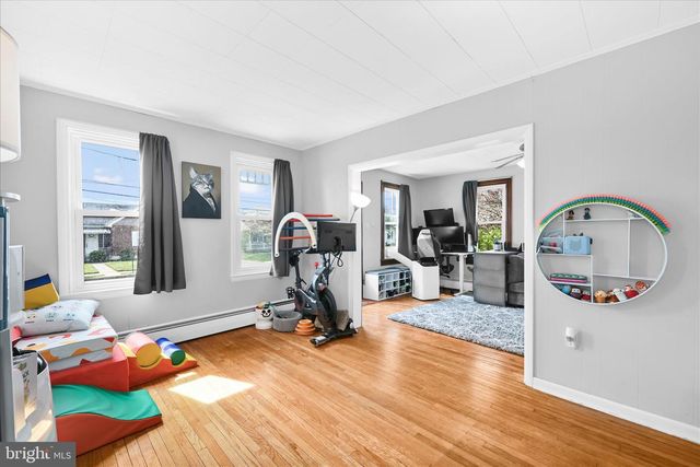 41 MEMORIAL BLVD, Newmanstown, PA 17073