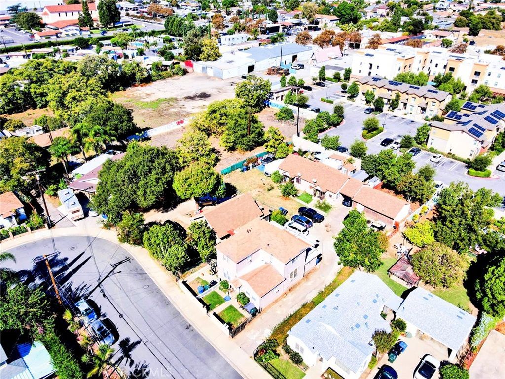 897 W Monterey, Pomona, CA 91768 — photo 2
