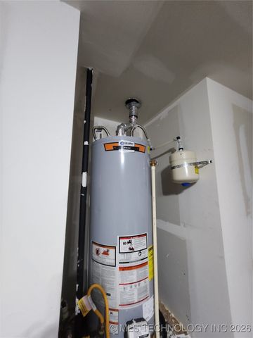 14306 N 73rd East Avenue, Collinsville, OK 74021