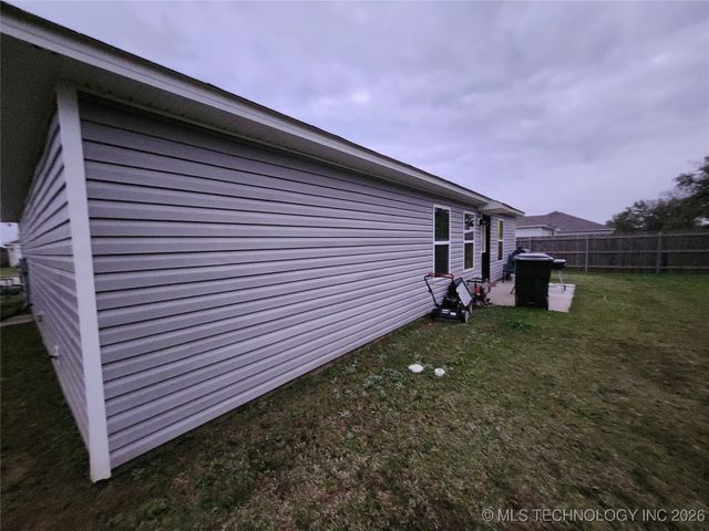 14306 N 73rd East Avenue, Collinsville, OK 74021