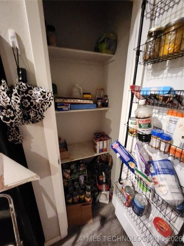 14306 N 73rd East Avenue, Collinsville, OK 74021