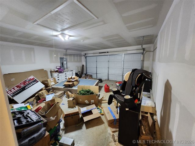 14306 N 73rd East Avenue, Collinsville, OK 74021