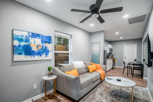 3409 Providence Street, Houston, TX 77020