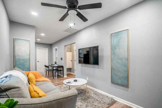 3409 Providence Street, Houston, TX 77020