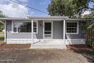 506 HIGHLAND Avenue S, Green Cove Springs, FL 32043