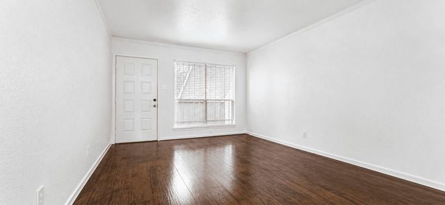 7313 Gulf Fwy Apt 907, Houston, TX 77017