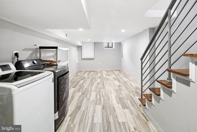 126 TASKER ST, Philadelphia, PA 19148