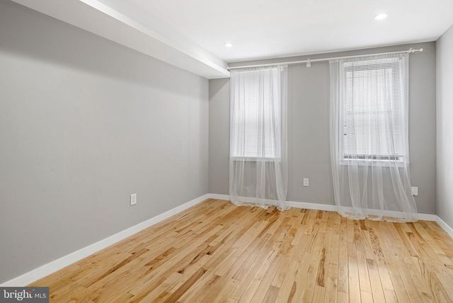 126 TASKER ST, Philadelphia, PA 19148