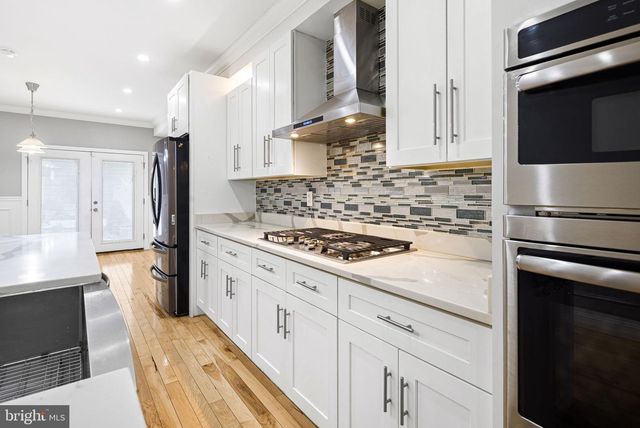 126 TASKER ST, Philadelphia, PA 19148