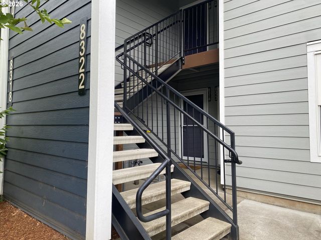 8324 Sw MOHAWK St Se, Tualatin, OR 97062