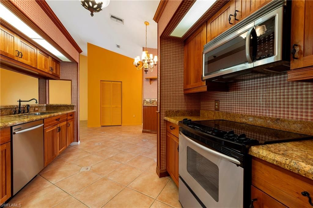 25151 Fairway Dunes CT, BONITA SPRINGS, FL 34135 — photo 4