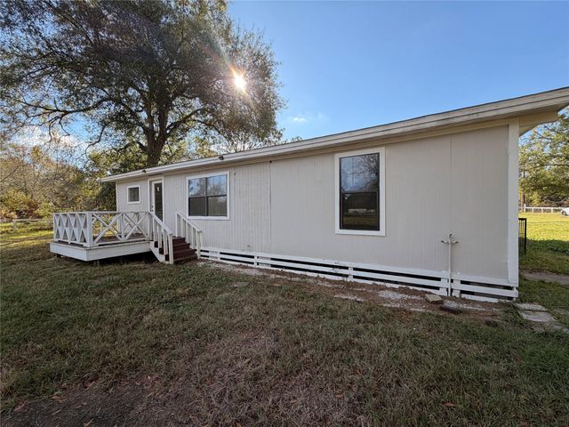 356 County Road 2321, Dayton, TX 77535