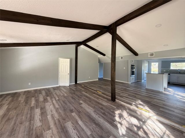 356 County Road 2321, Dayton, TX 77535