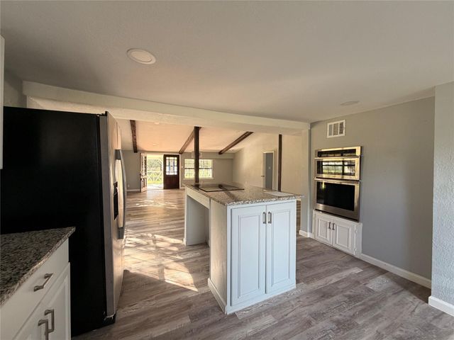 356 County Road 2321, Dayton, TX 77535