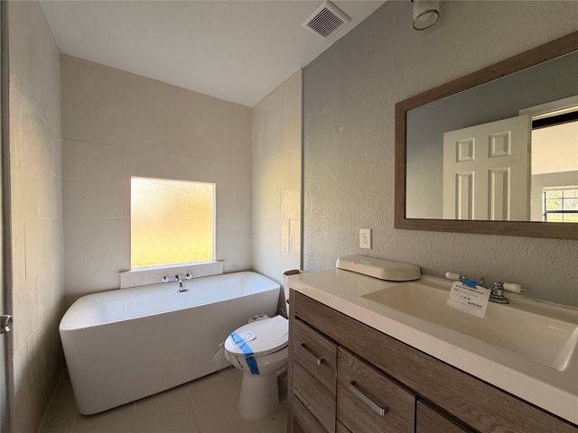 356 County Road 2321, Dayton, TX 77535