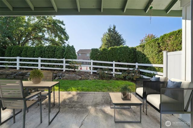 10700 SE 260th Street #A104, Kent, WA 98030