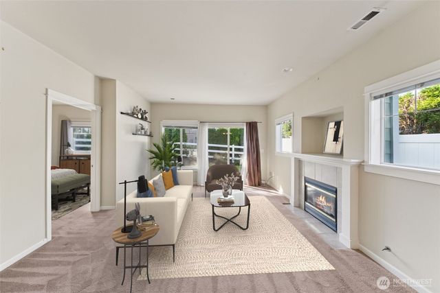 10700 SE 260th Street #A104, Kent, WA 98030