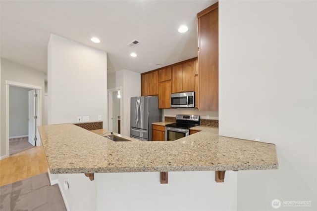 10700 SE 260th Street #A104, Kent, WA 98030