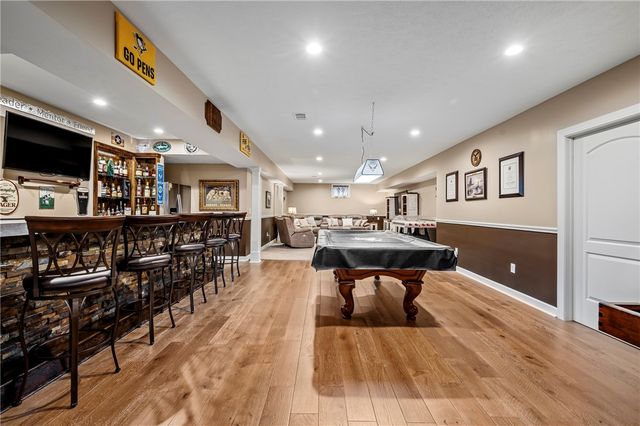 126 Lipinwood Drive, Chippewa Twp, PA 15010