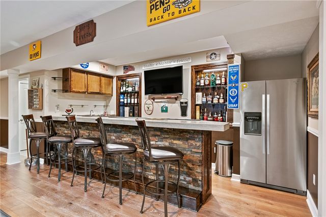 126 Lipinwood Drive, Chippewa Twp, PA 15010