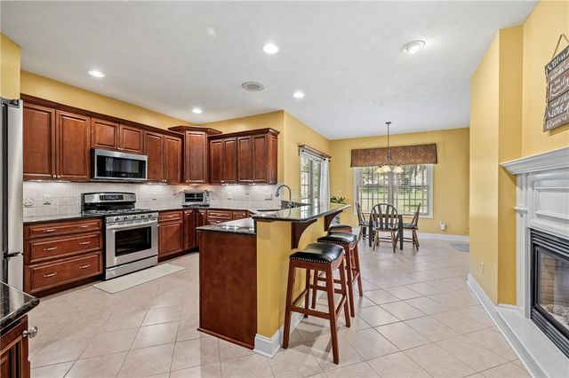 126 Lipinwood Drive, Chippewa Twp, PA 15010