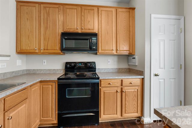 104 Rock Ridge Lane, Mount Holly, NC 28120