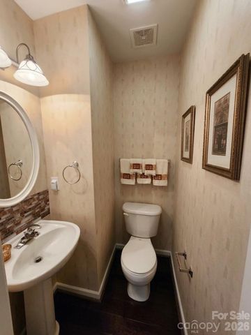 104 Rock Ridge Lane, Mount Holly, NC 28120