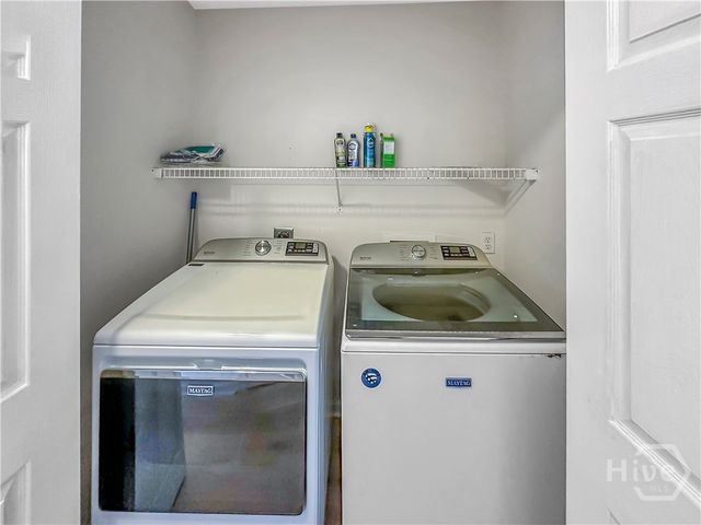 3 Redding, Savannah, GA 31419