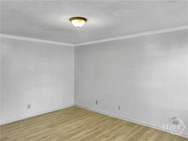 3 Redding, Savannah, GA 31419