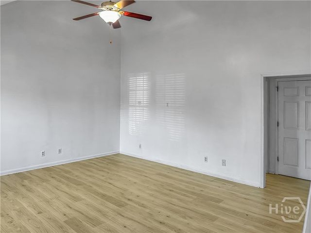 3 Redding, Savannah, GA 31419