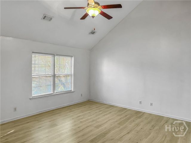 3 Redding, Savannah, GA 31419