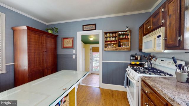 312 PENN ST, Riverton, NJ 08077