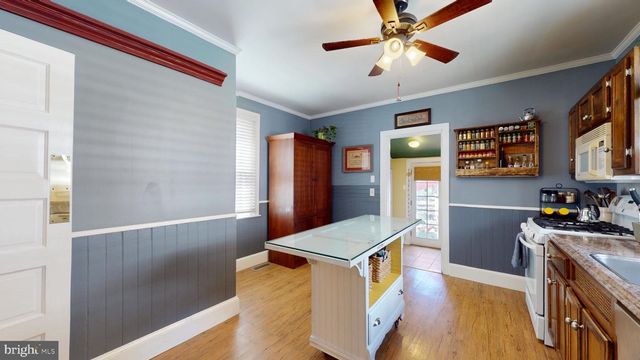 312 PENN ST, Riverton, NJ 08077