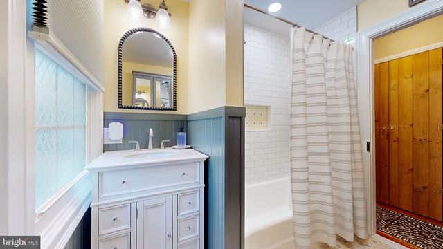 312 PENN ST, Riverton, NJ 08077