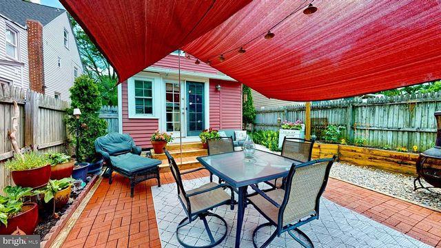 312 PENN ST, Riverton, NJ 08077