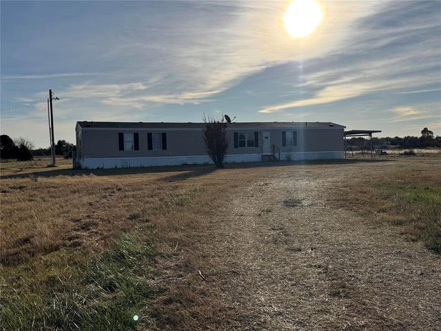 1812 Breezeway Heights, Harrah, OK 73045