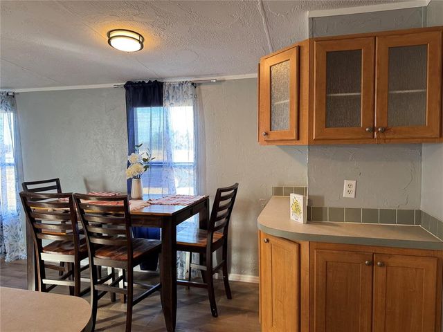 1812 Breezeway Heights, Harrah, OK 73045