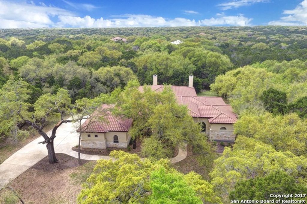 27331 FELSWAND PKWY, New Braunfels, TX 78132