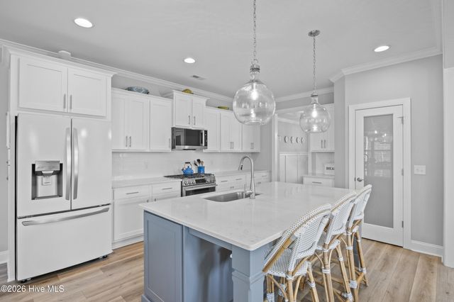 11 Tilloo Cut Way, Hampstead, NC 28443